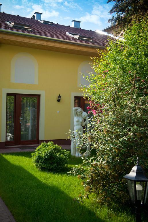Bl Luxus Apartman Сегед Екстериор снимка