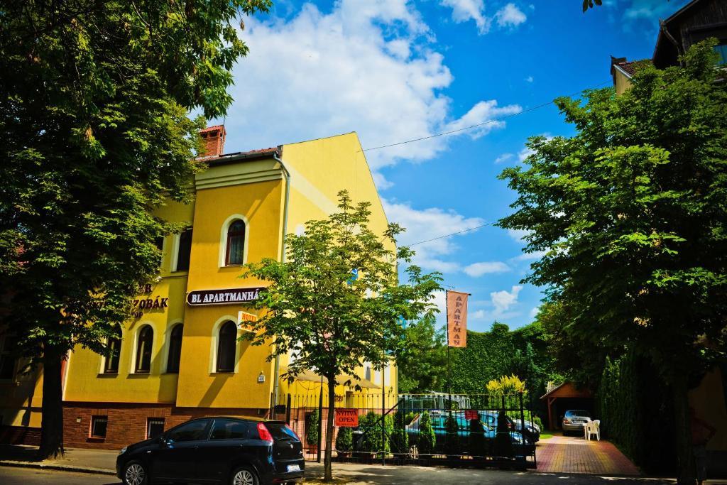Bl Luxus Apartman Сегед Екстериор снимка