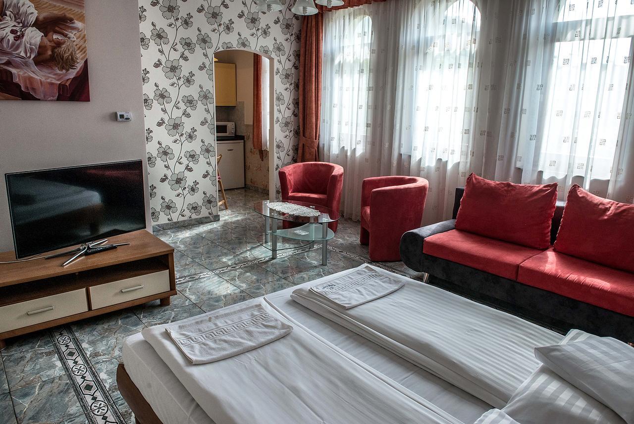 Bl Luxus Apartman Сегед Екстериор снимка